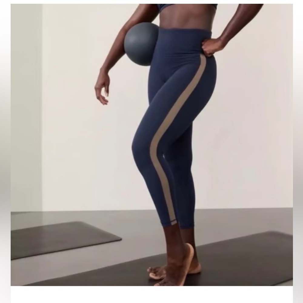 Athleta Elation Colorblock 7/8 Leggings Navy Tan Stripe PowerVita Size Small NWT